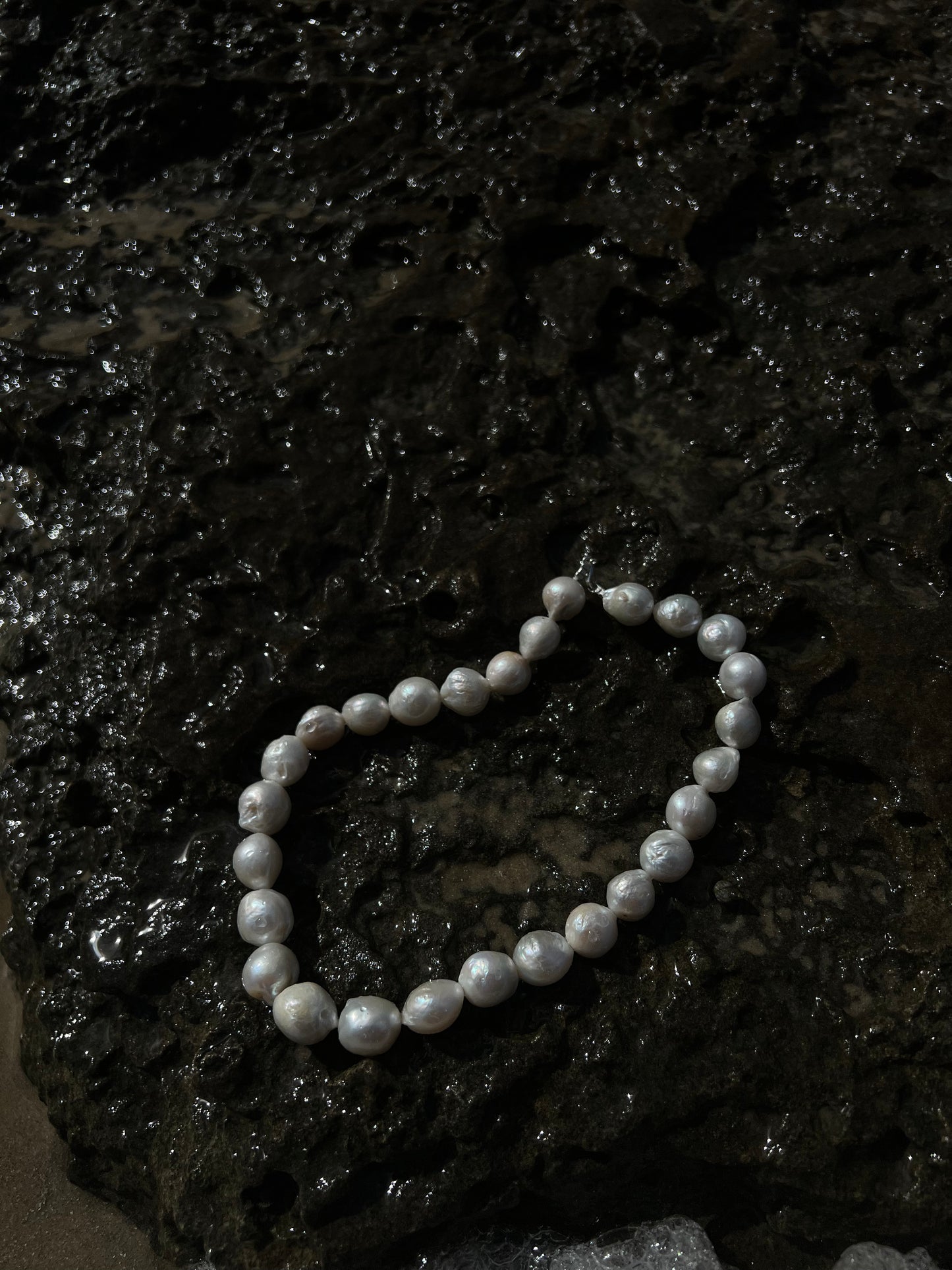 The giant round pearls