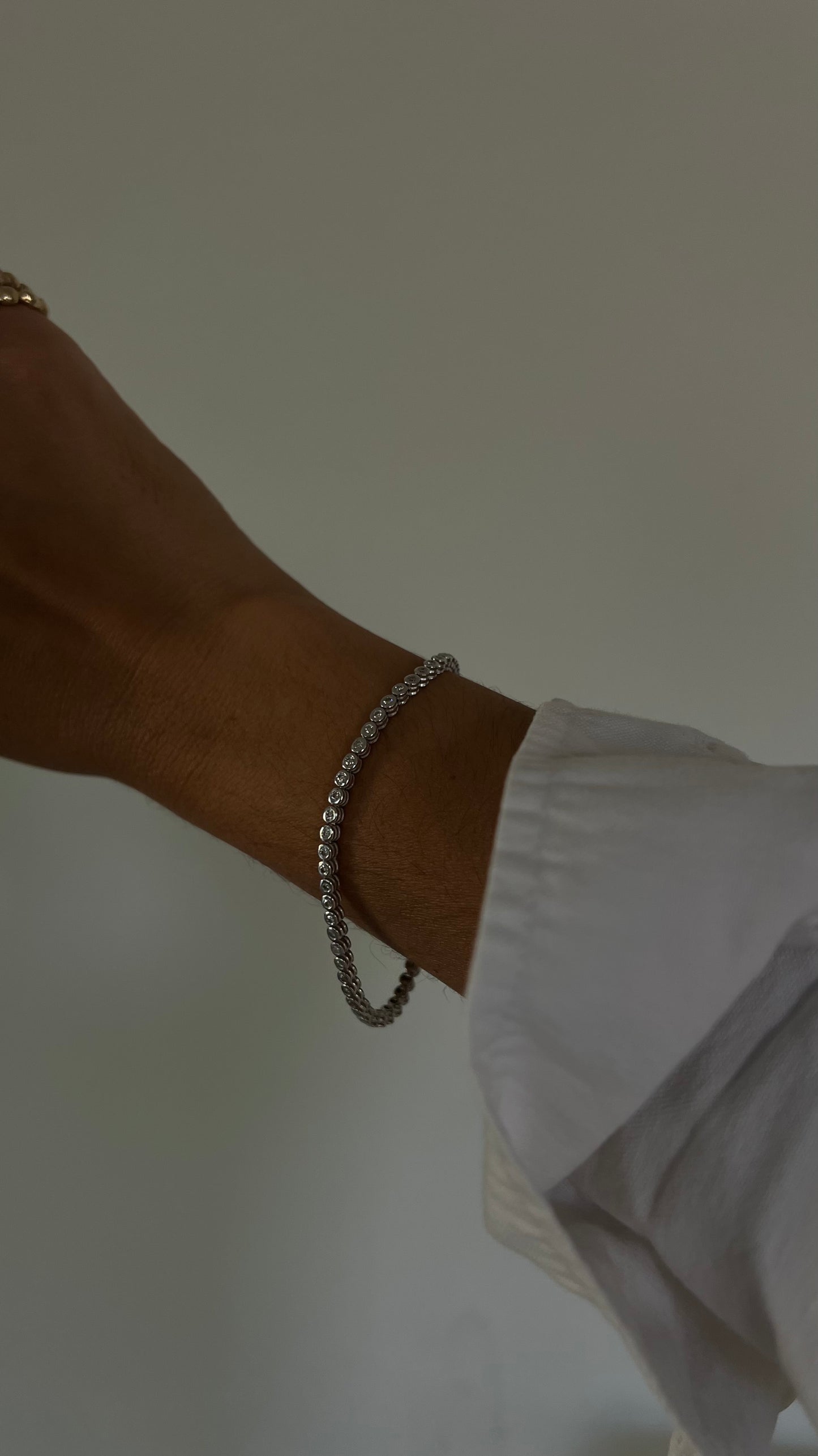 Tennis bracelet
