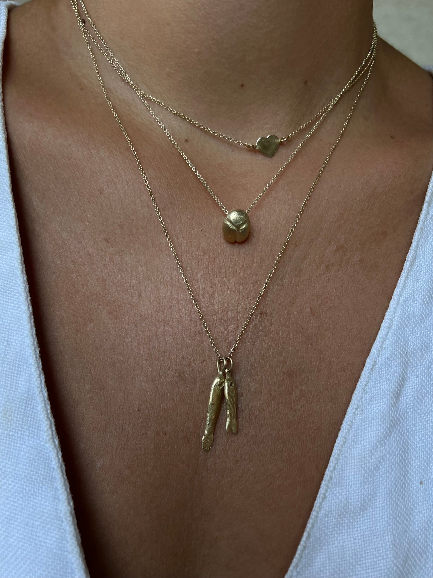 Scarab necklace Gold