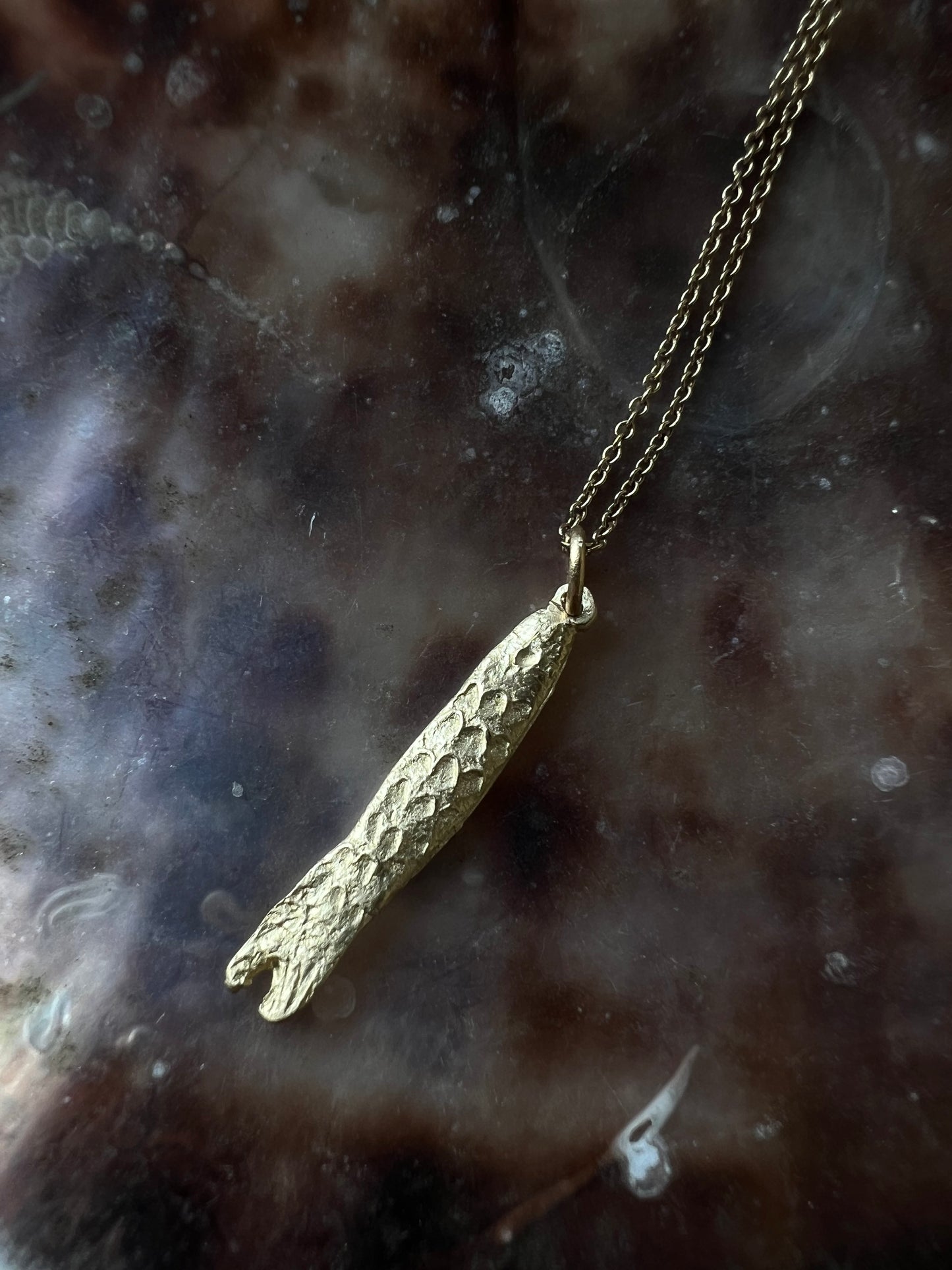 Single Fish Necklace Gold