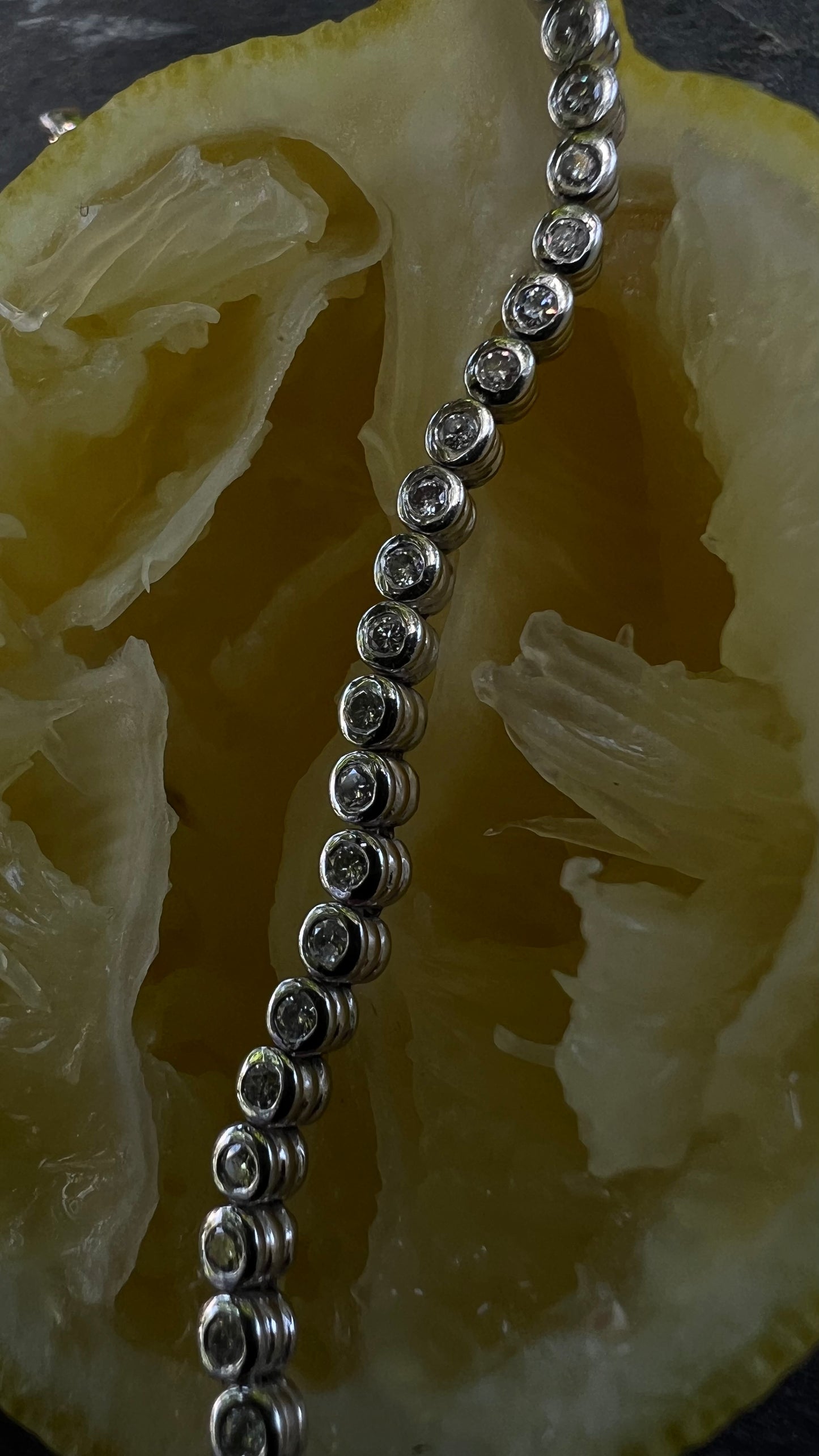 Tennis bracelet