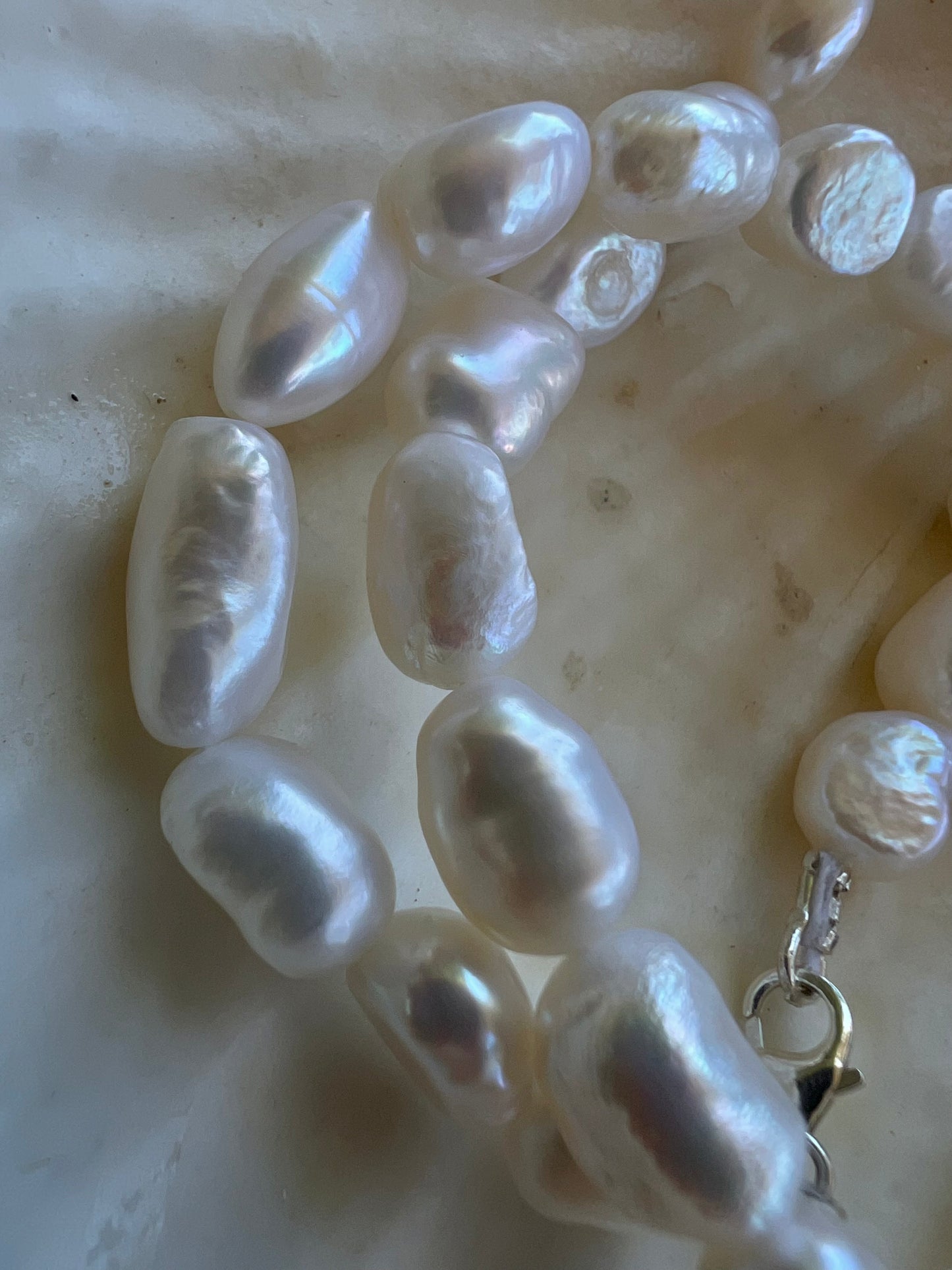 Raw Pearl necklace