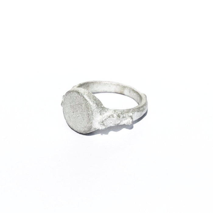 M Seahorse Ring