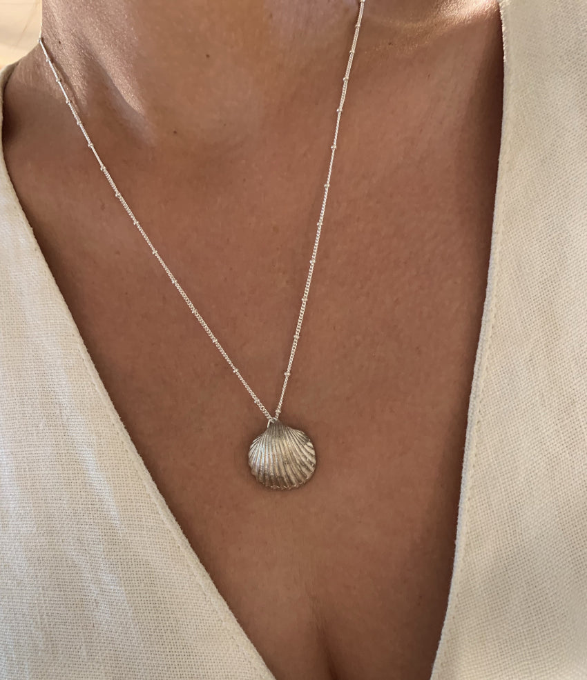 Greece Clam Necklace