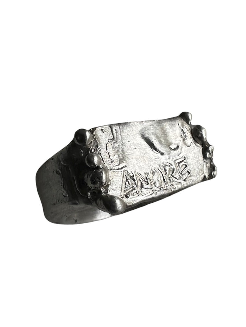 Amore Ring