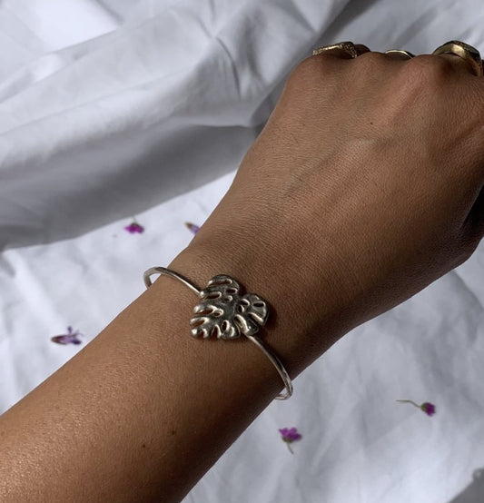 Monstera bracelet