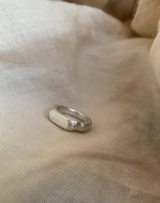 Anne Ring
