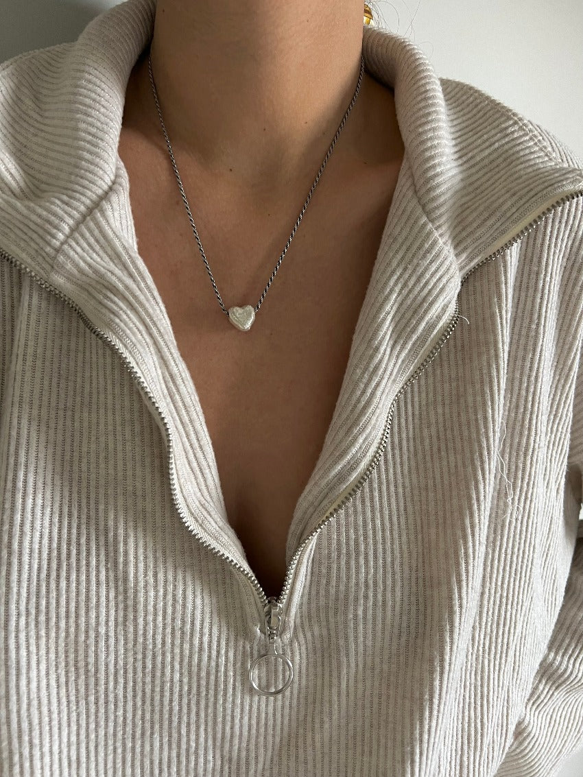 One heart necklace