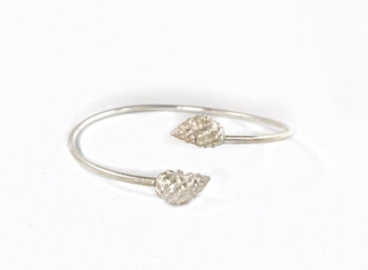 Lily bracelet