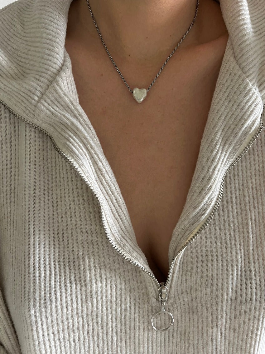 One heart necklace