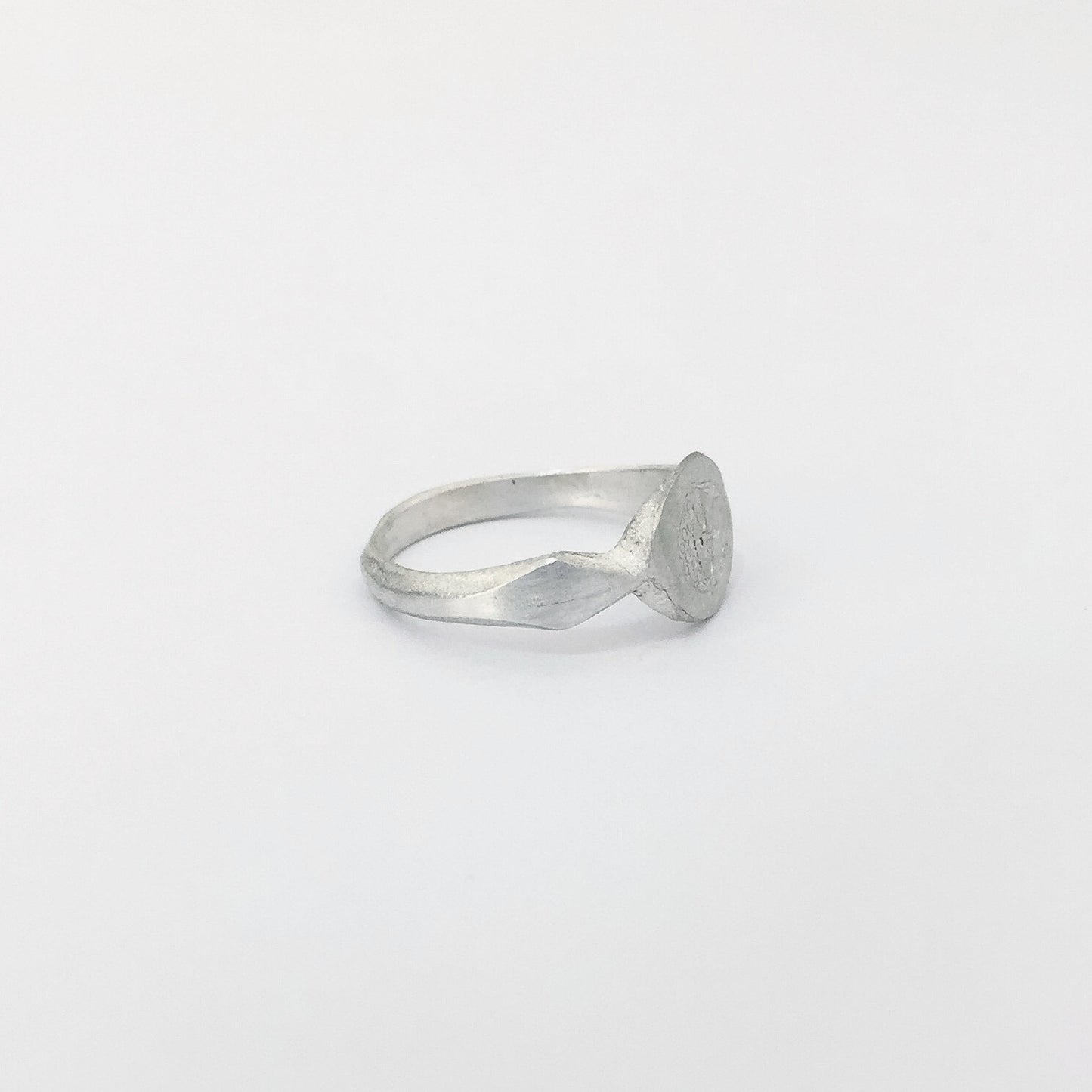 Thai Ring