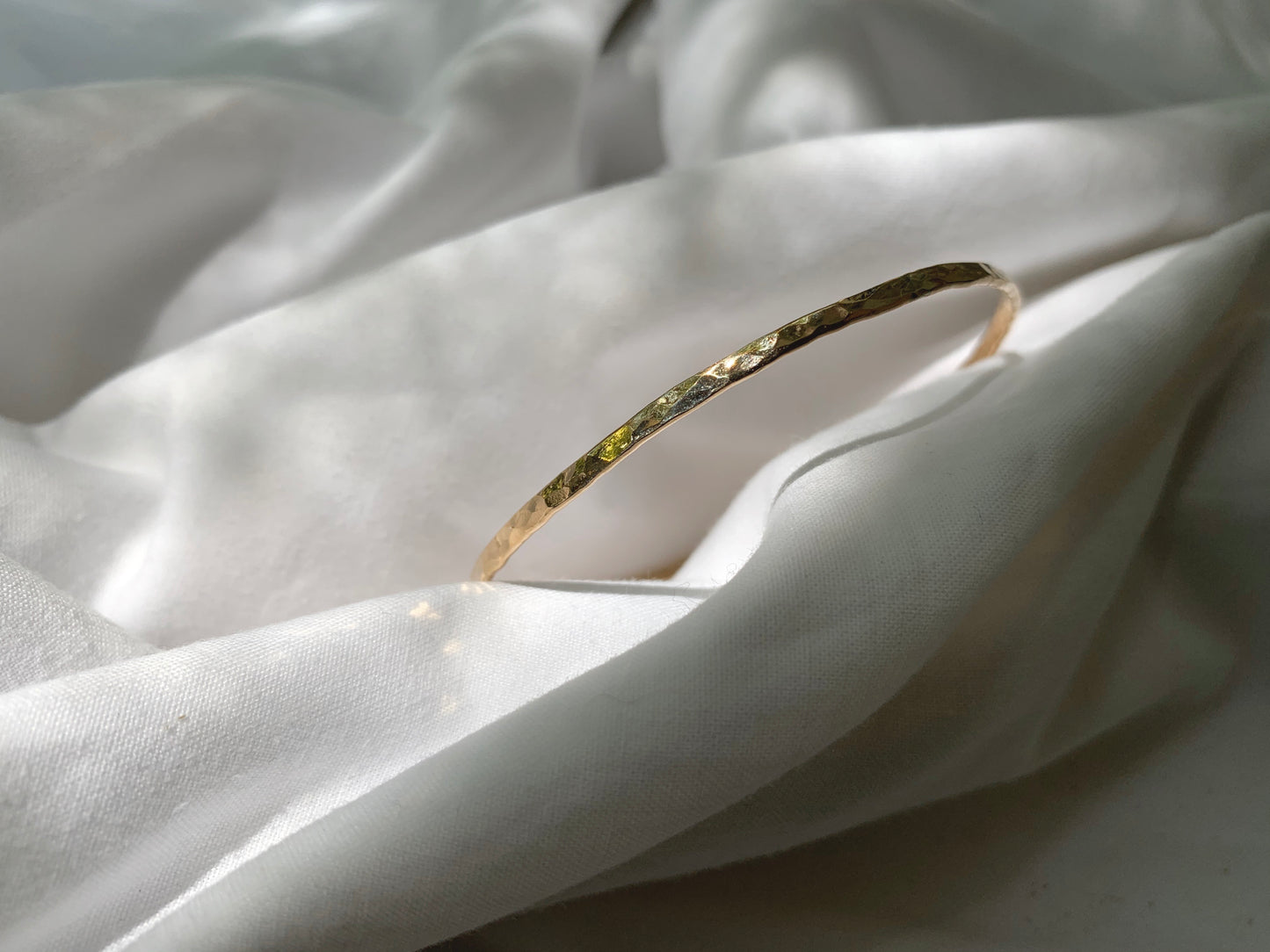 Classic bangle