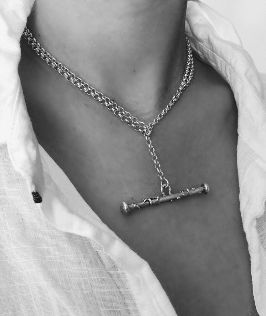 Depth necklace