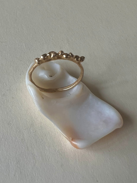 Pebbles ring-Gold
