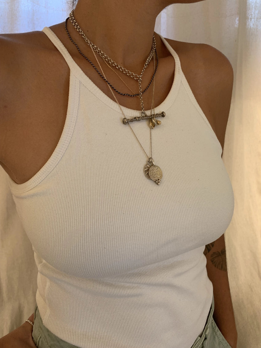 Depth necklace