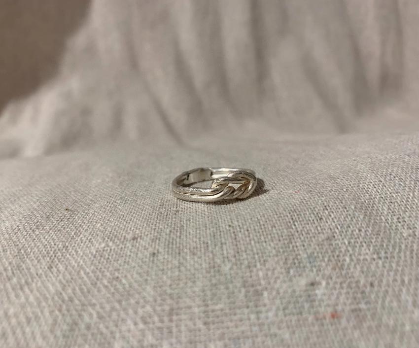 Yacht knot ring