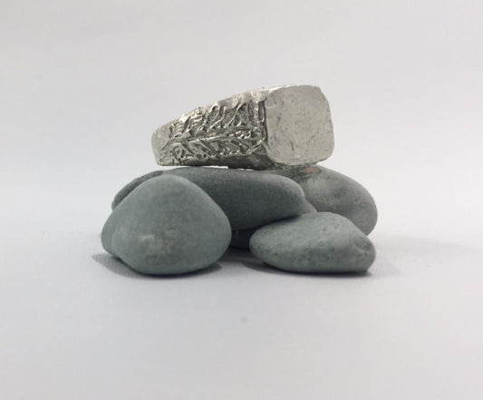 Raw signet ring