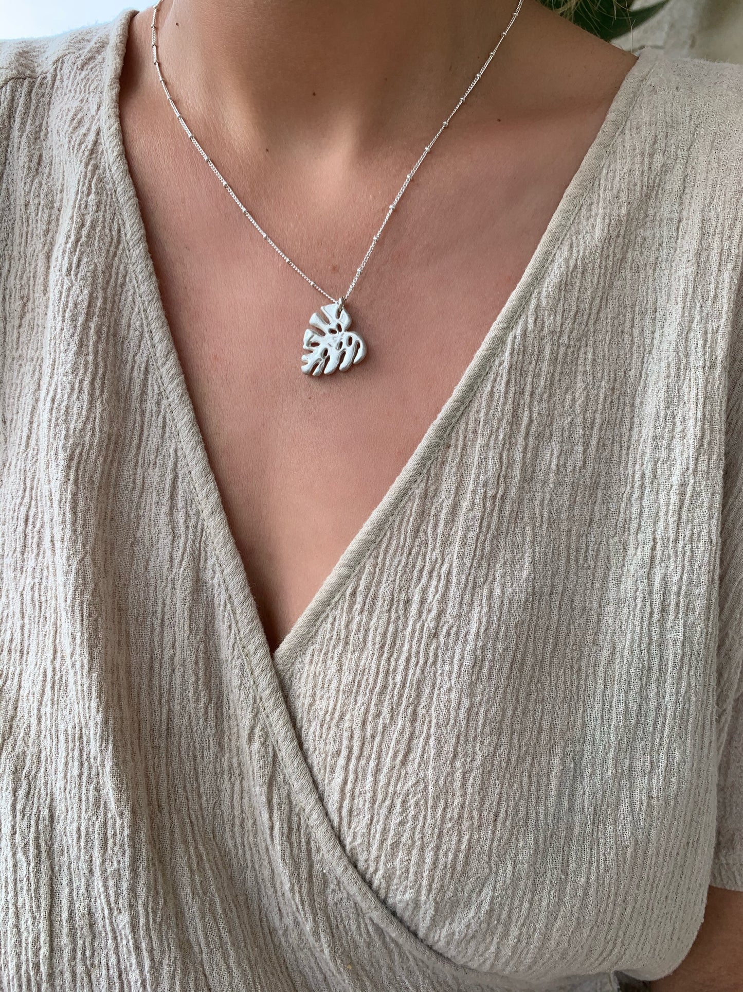 Monstera Necklace