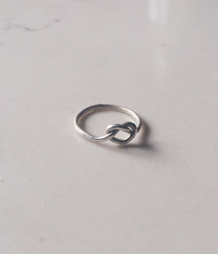 Knot Ring