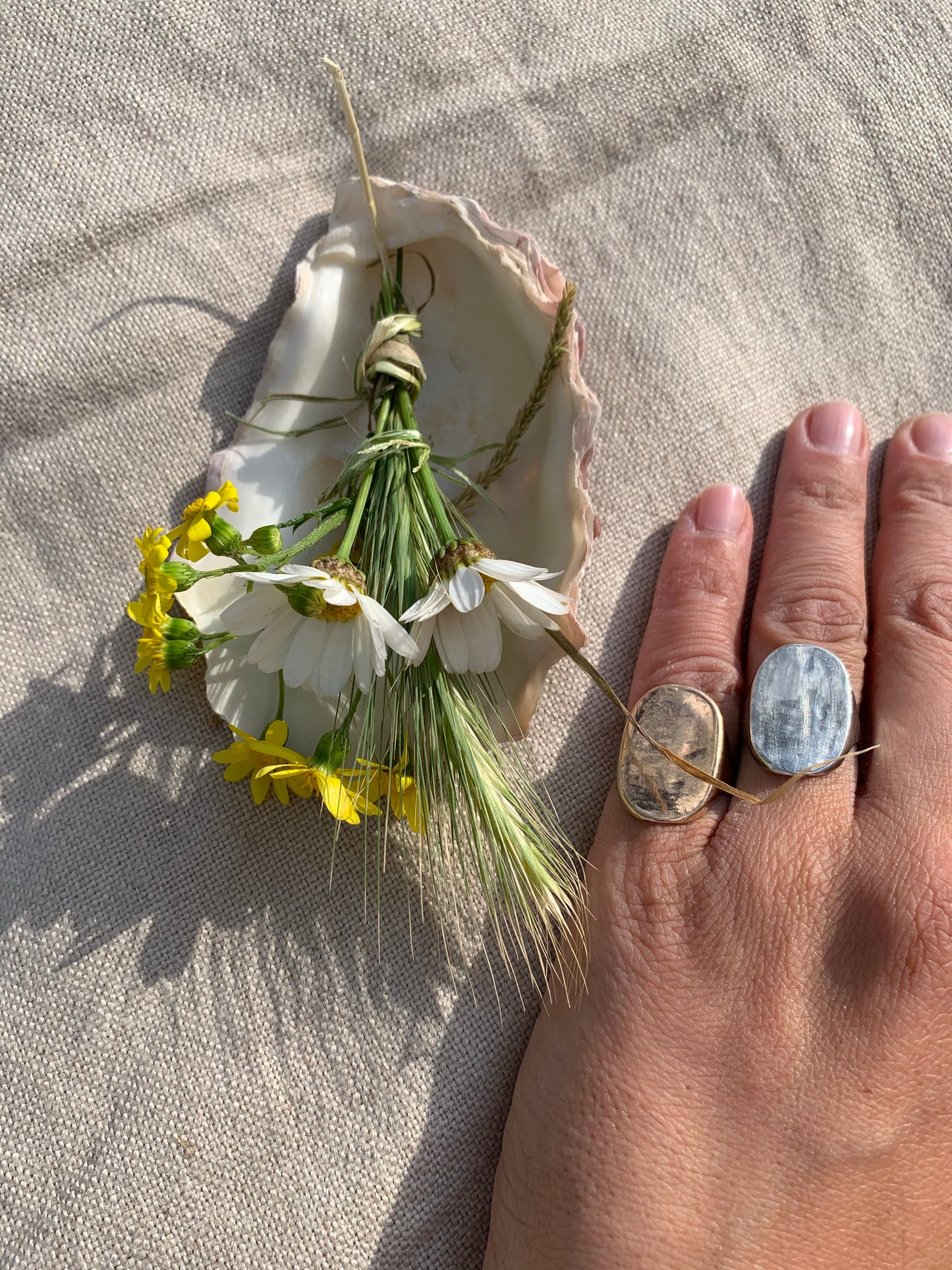 The sun & the moon oval