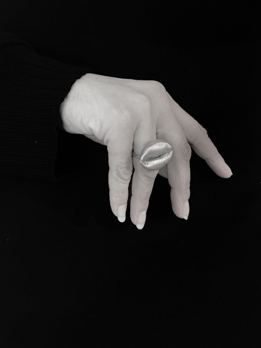 Giant Cowrie Ring