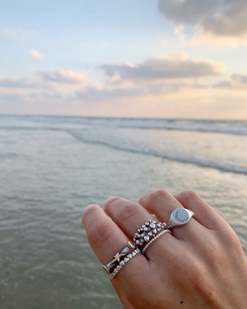 Dots ring