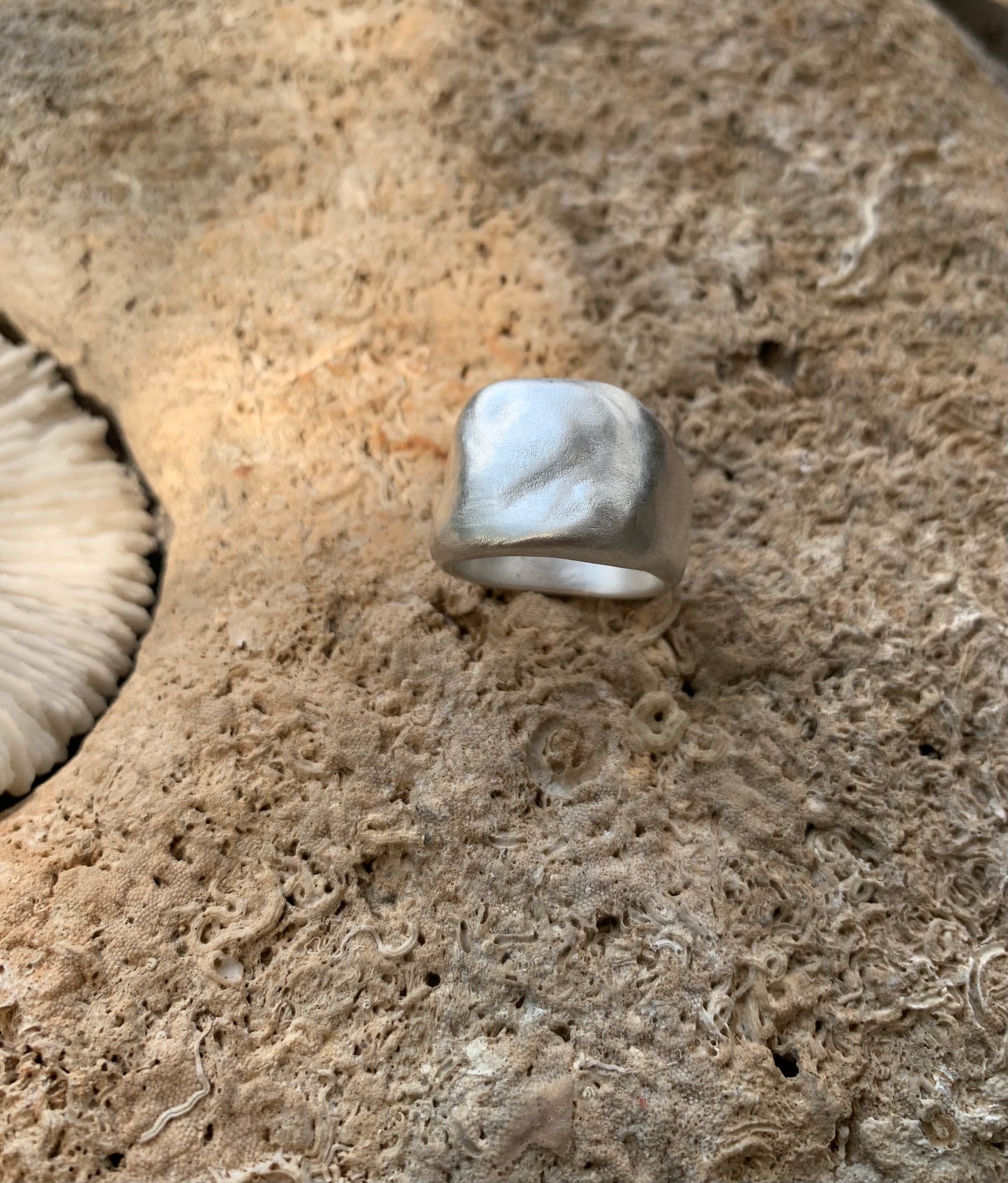 Henrietta Ring