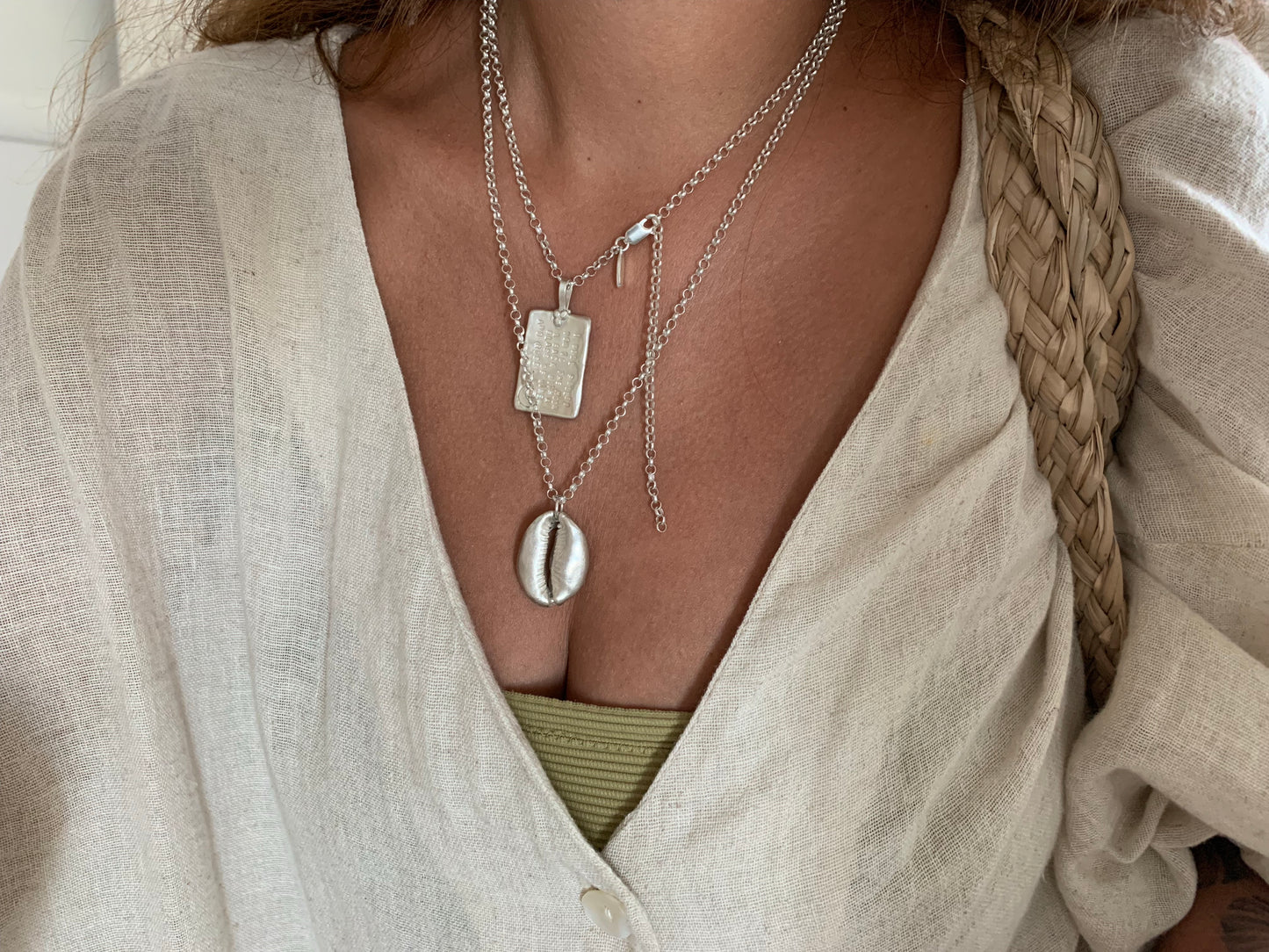 Giant cowrie necklace