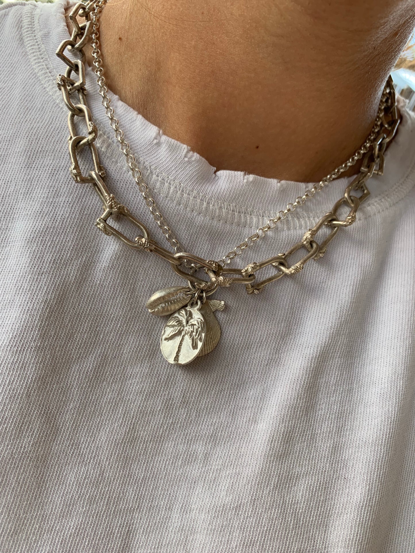 Makmel links chain