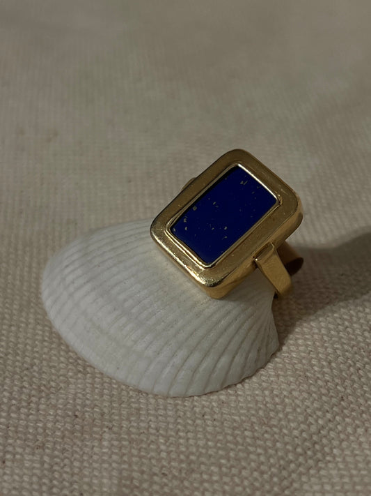 Square lapis ring