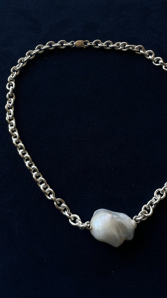 Chunky pearl chain