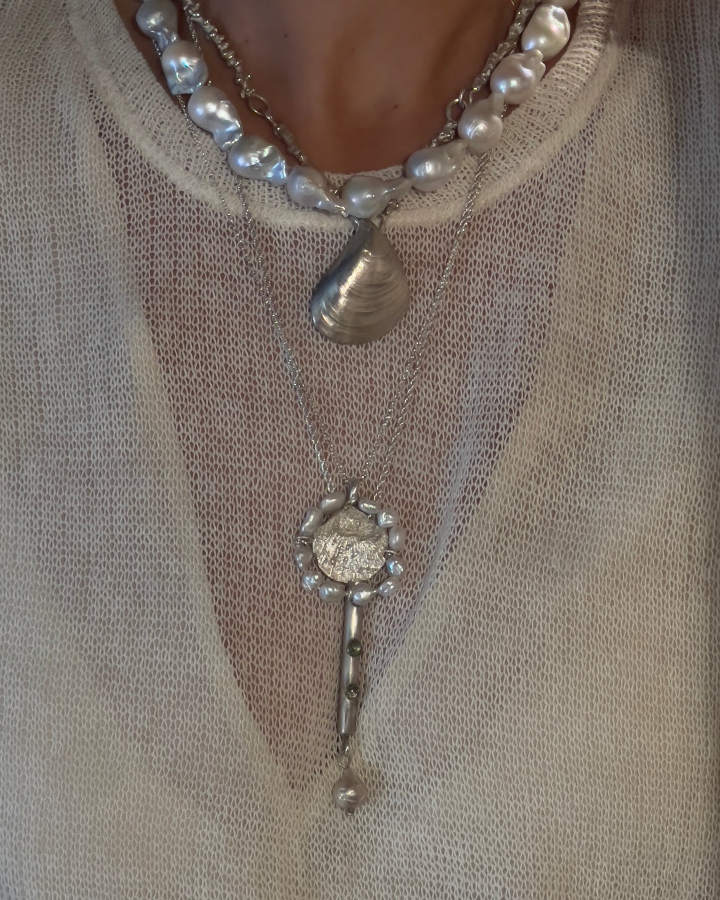 No°8 shell & Pearls