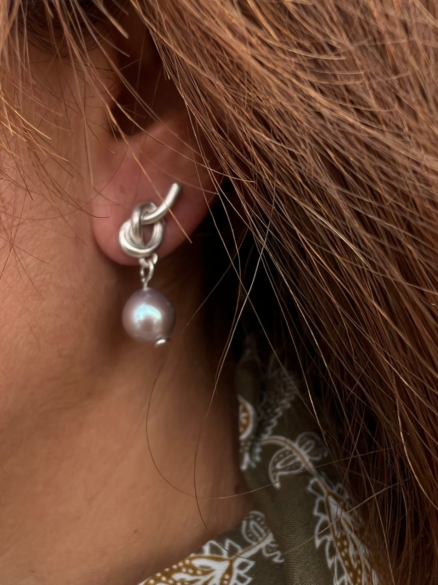 Knot &pearls earrings