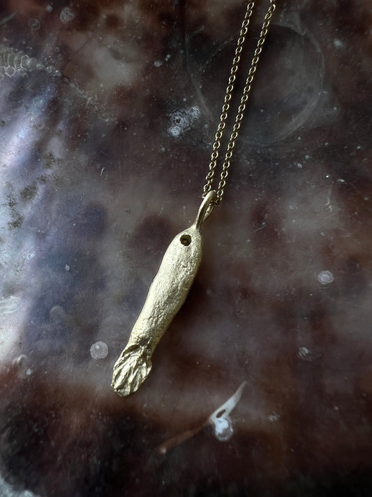 Single Fish Necklace Gold