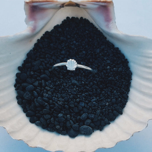 Madeleine Seashell Ring