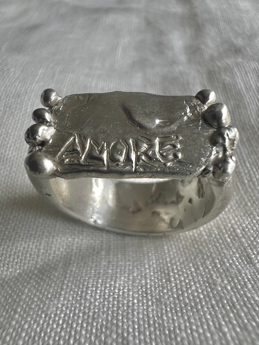 Amore Ring