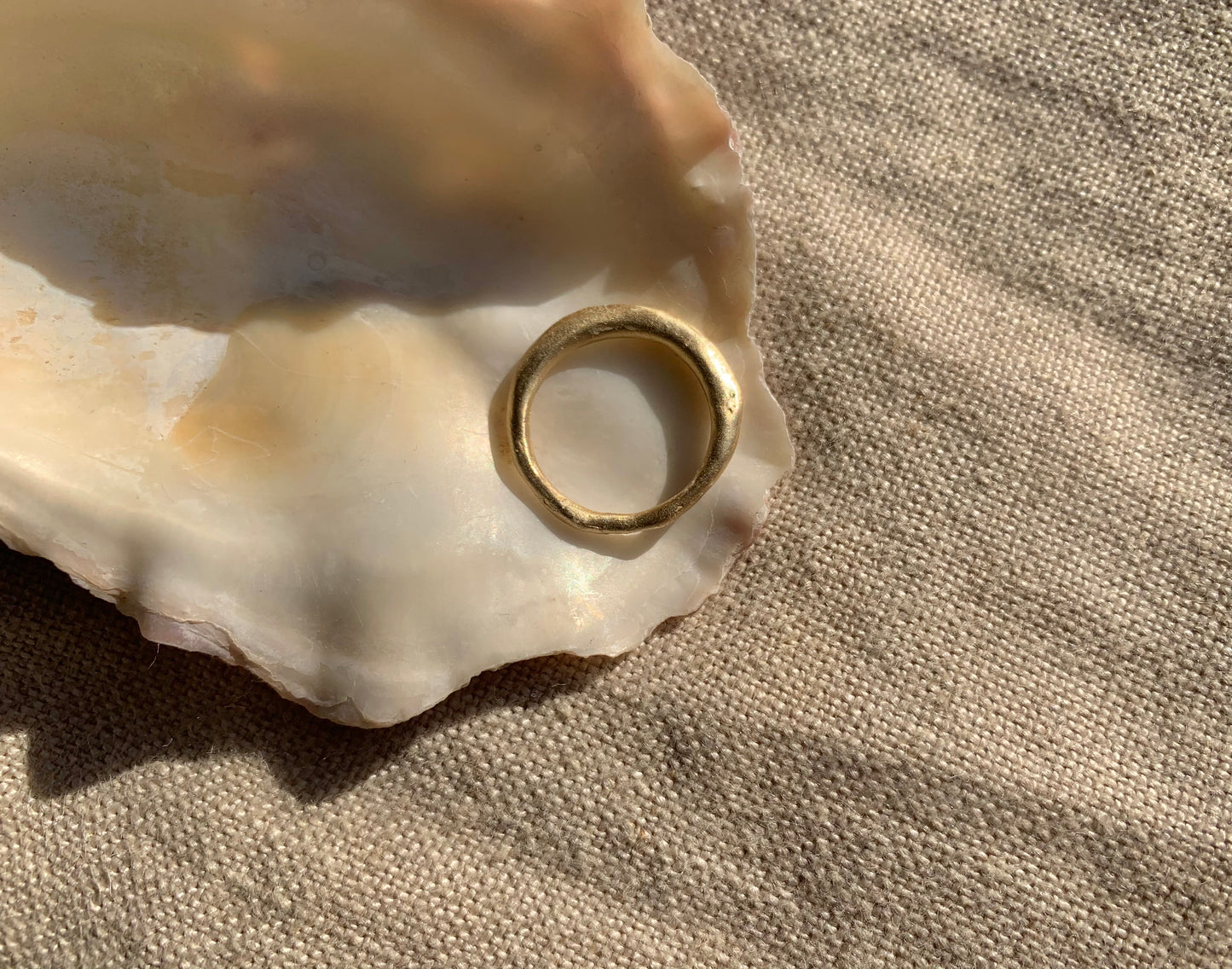 The Moon Ring gold